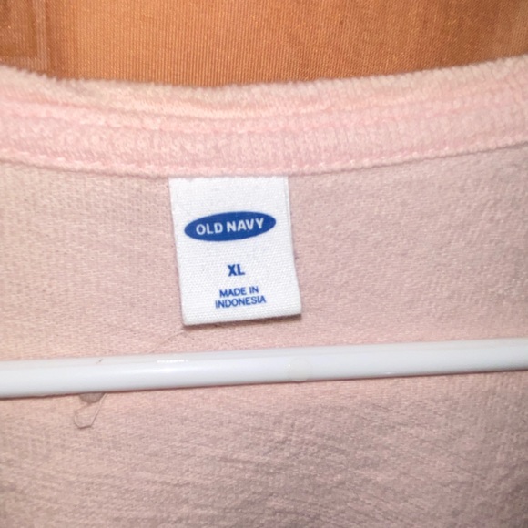 Old Navy wrap around shirt - Picture 3 of 3